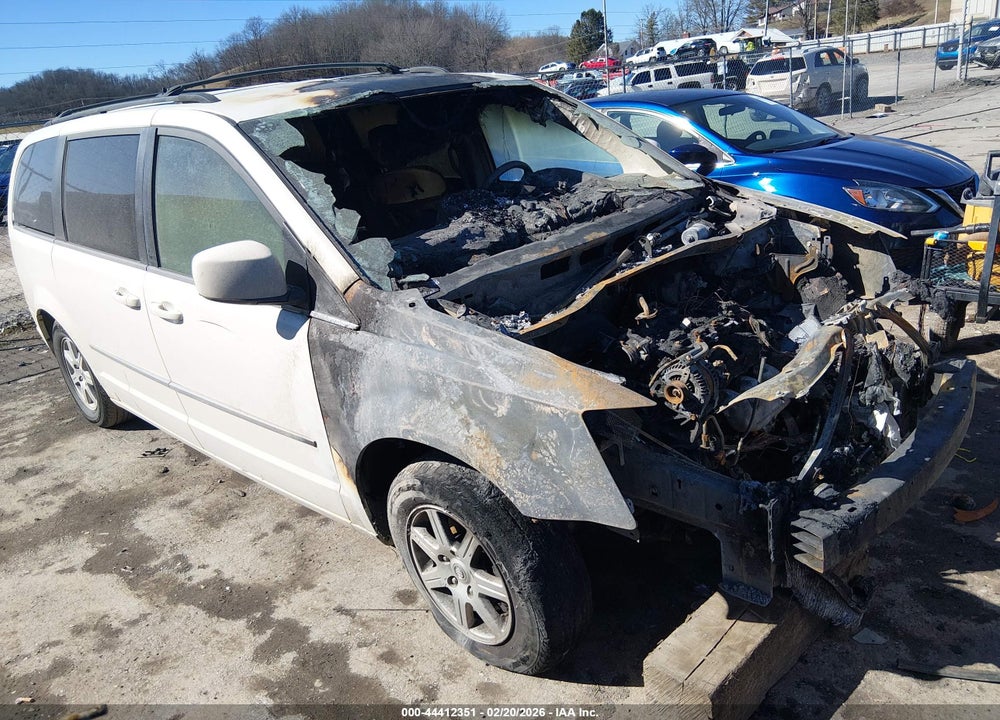 2010 CHRYSLER TOWN & COUNTRY TOURING VIN: 2A4RR5D10AR337864