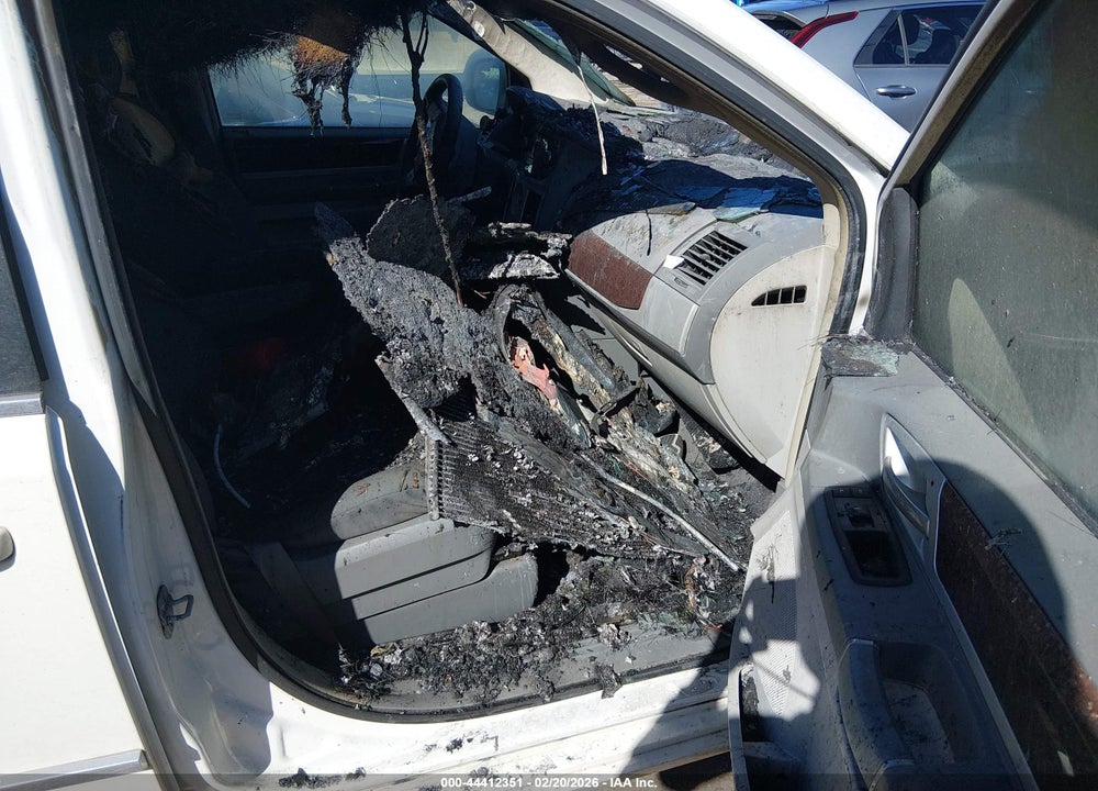 2010 CHRYSLER TOWN & COUNTRY TOURING VIN: 2A4RR5D10AR337864