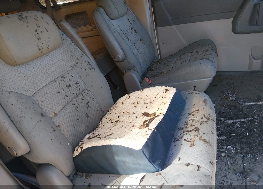 2010 CHRYSLER TOWN & COUNTRY TOURING VIN: 2A4RR5D10AR337864