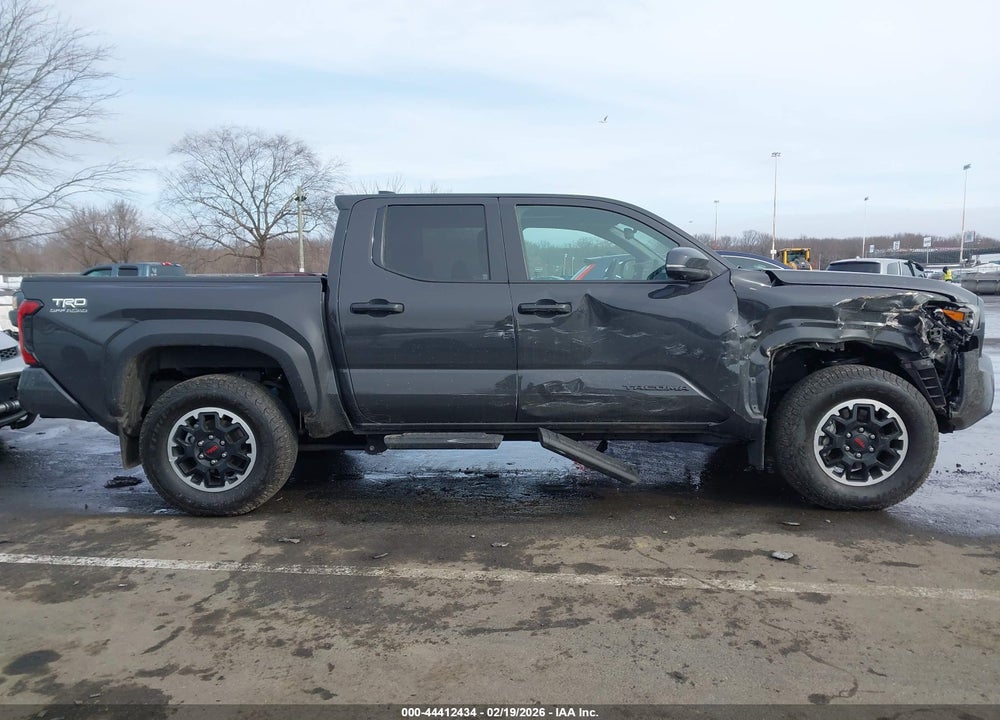 2024 TOYOTA TACOMA TRD OFF ROAD VIN: 3TMLB5JNXRM084420