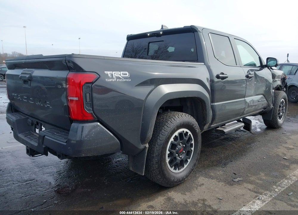 2024 TOYOTA TACOMA TRD OFF ROAD VIN: 3TMLB5JNXRM084420