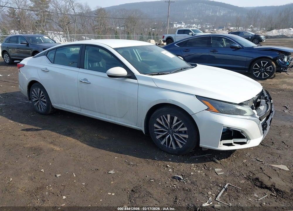 2023 NISSAN ALTIMA SV FWD VIN: 1N4BL4DV8PN413493