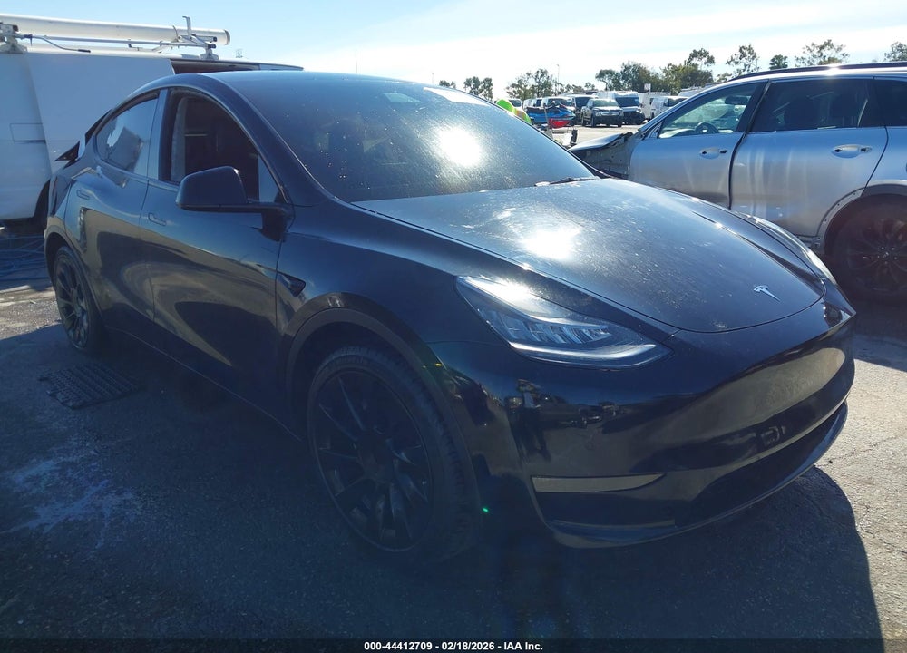 2021 TESLA MODEL Y LONG RANGE DUAL MOTOR ALL-WHEEL DRIVE VIN: 5YJYGDEE8MF091553