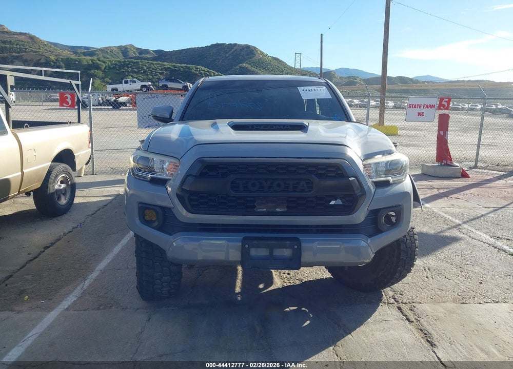 2018 TOYOTA TACOMA TRD SPORT VIN: 3TMCZ5AN5JM152946