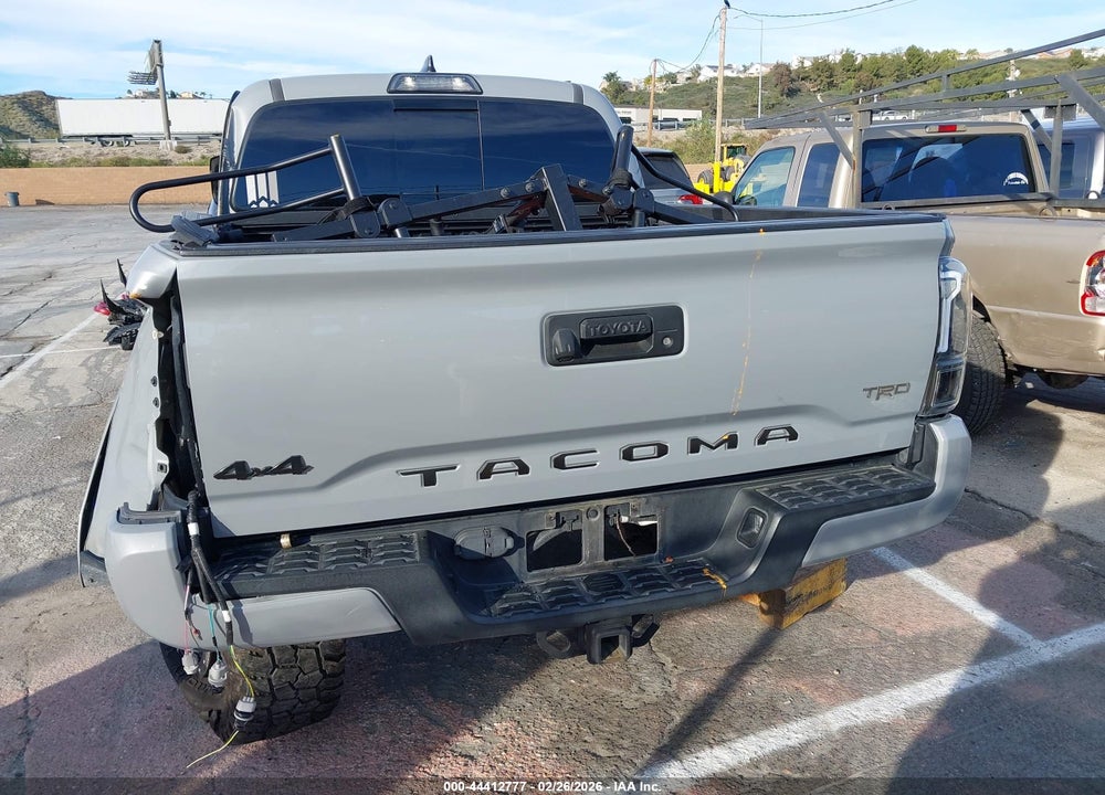 2018 TOYOTA TACOMA TRD SPORT VIN: 3TMCZ5AN5JM152946