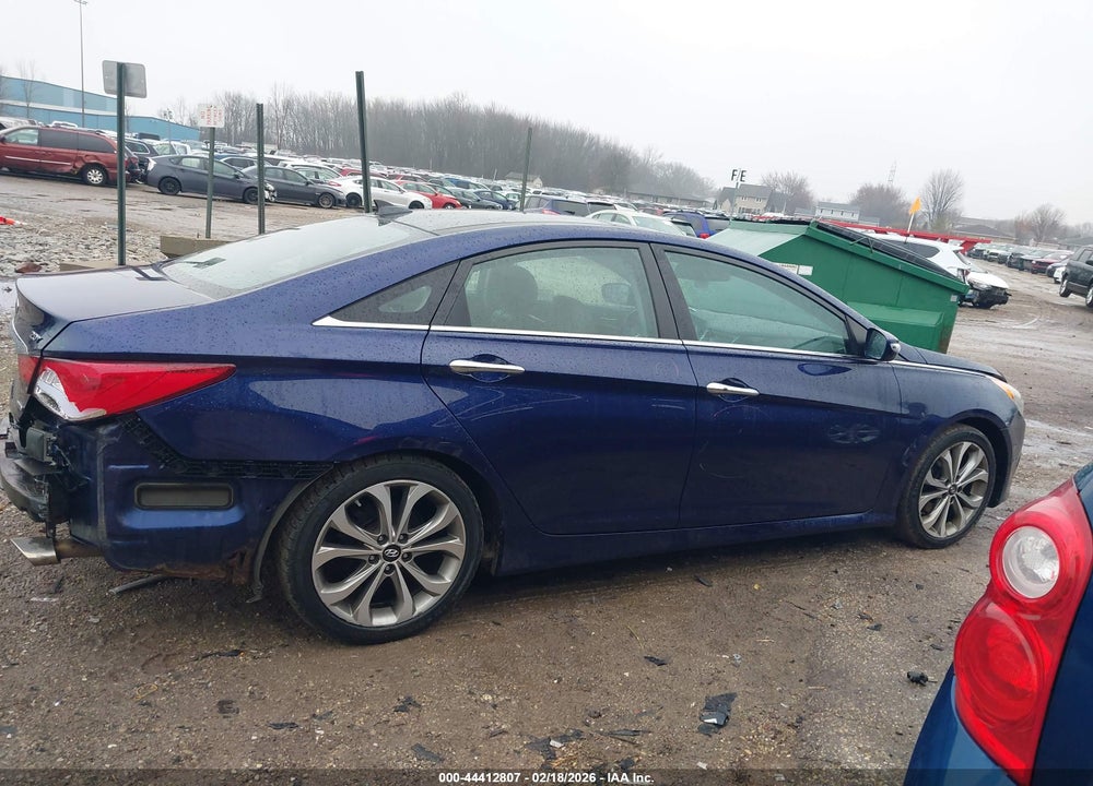 2014 HYUNDAI SONATA LIMITED 2.0T VIN: 5NPEC4AB1EH850640