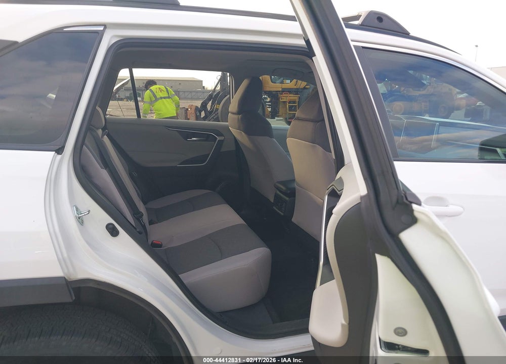 2023 TOYOTA RAV4 XLE VIN: 2T3W1RFV3PW283613