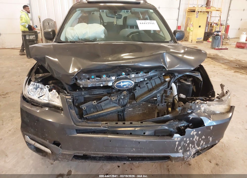 2018 SUBARU FORESTER 2.5I PREMIUM VIN: JF2SJAGC6JH599034