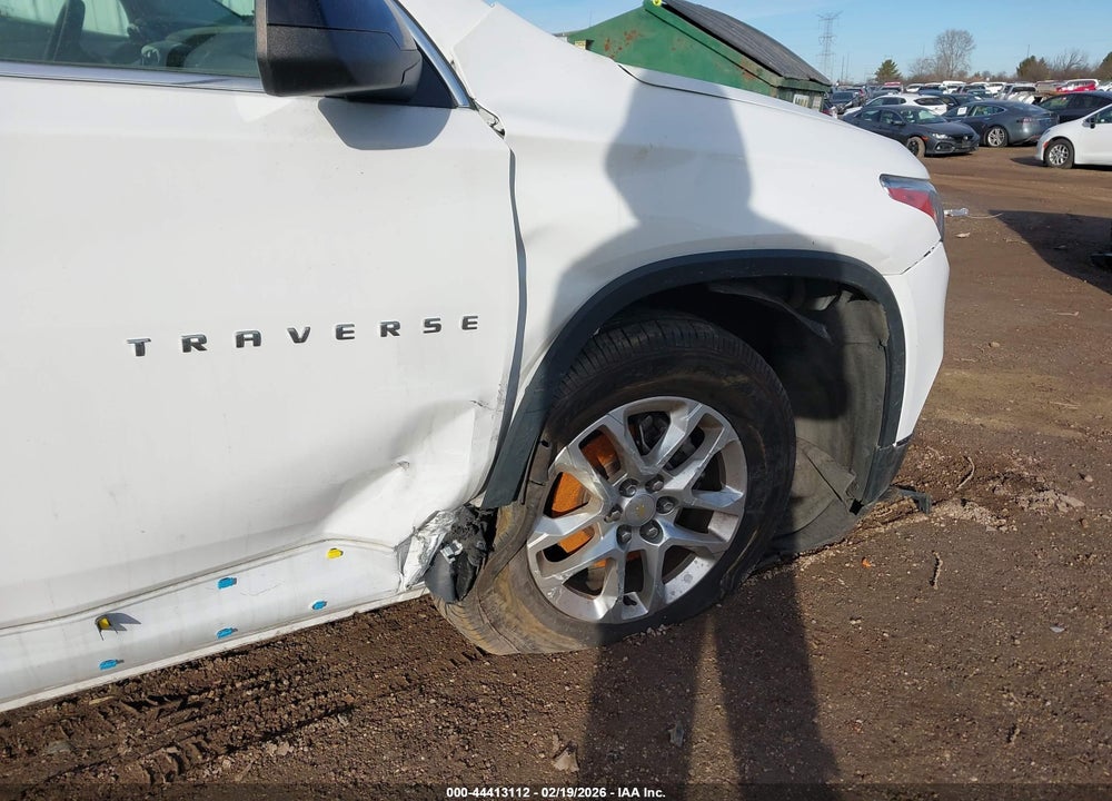 2021 CHEVROLET TRAVERSE FWD LS VIN: 1GNERFKW0MJ154022