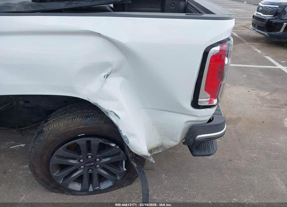 2020 GMC CANYON 2WD  SHORT BOX SLE VIN: 1GTG5CENXL1132204