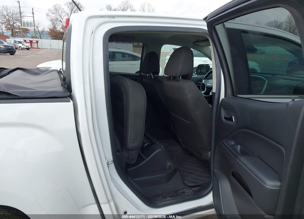 2020 GMC CANYON 2WD  SHORT BOX SLE VIN: 1GTG5CENXL1132204
