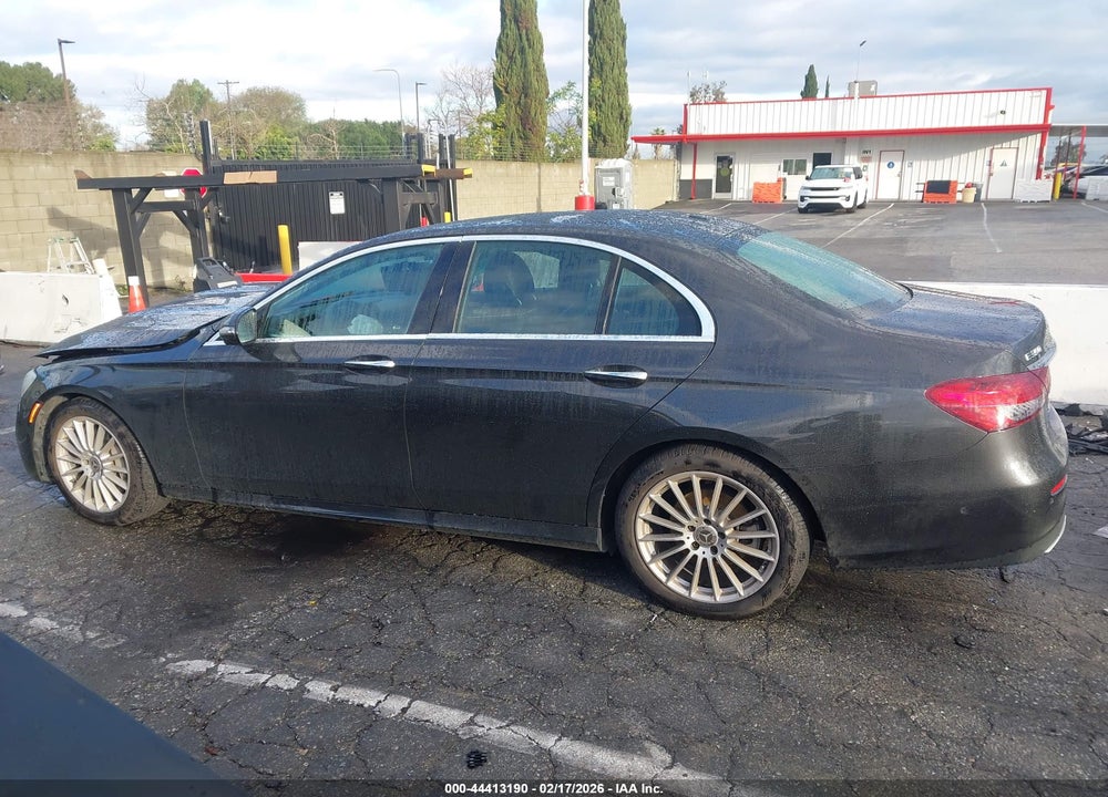 2022 MERCEDES-BENZ E 350 VIN: W1KZF8DB1NB096223