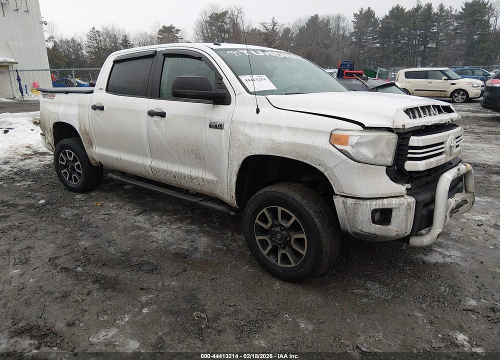 2015 TOYOTA TUNDRA SR5 5.7L V8 VIN: 5TFDY5F13FX485659