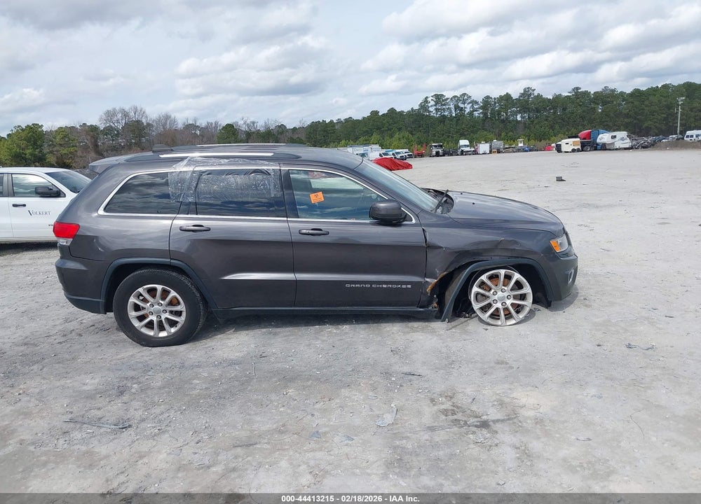 2016 JEEP GRAND CHEROKEE LAREDO VIN: 1C4RJFAG0GC365984