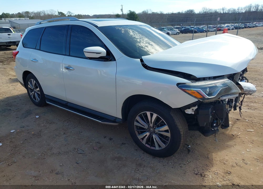 2017 NISSAN PATHFINDER SL VIN: 5N1DR2MM8HC901820