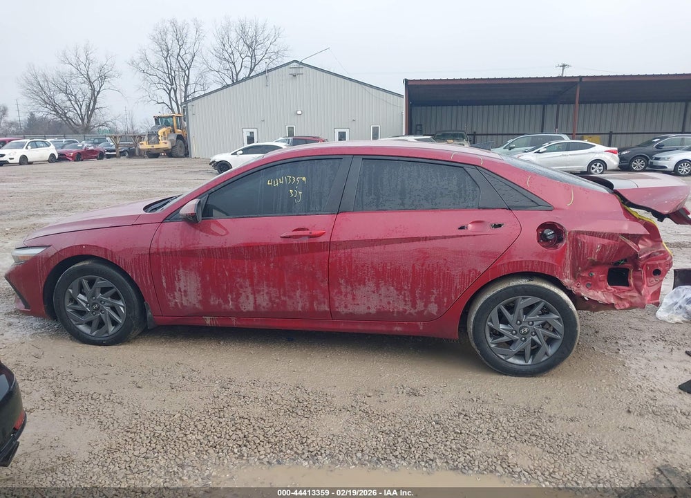 2024 HYUNDAI ELANTRA SEL VIN: KMHLM4DGXRU813329