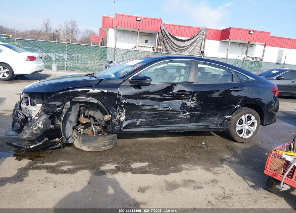2018 HONDA CIVIC LX VIN: 19XFC2F54JE209654