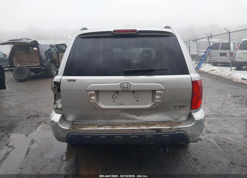 2004 HONDA PILOT EX VIN: 2HKYF18484H585434