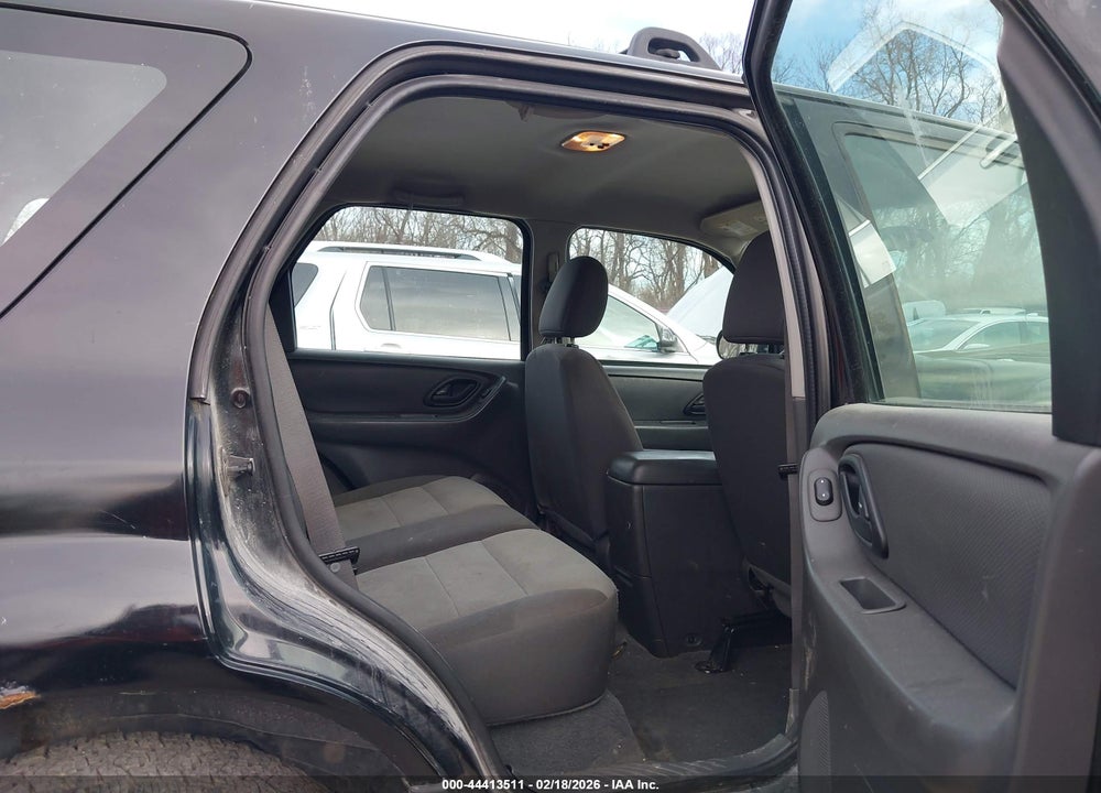 2006 FORD ESCAPE XLS/XLS MANUAL VIN: 1FMYU02Z26KA57621