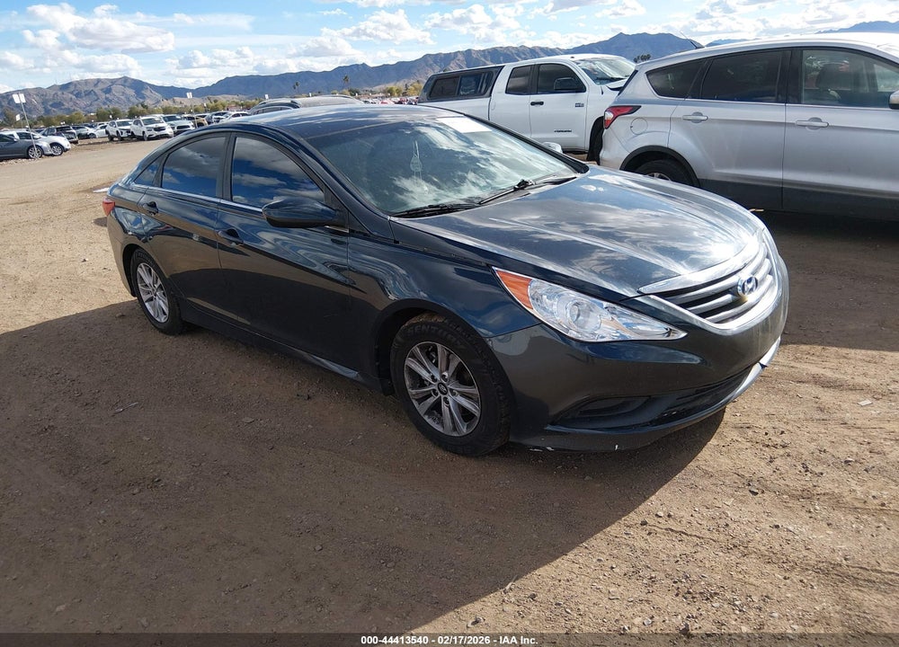 2014 HYUNDAI SONATA GLS VIN: 5NPEB4AC2EH903048