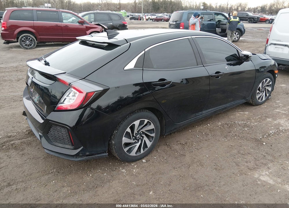 2018 HONDA CIVIC LX VIN: SHHFK7H20JU426405
