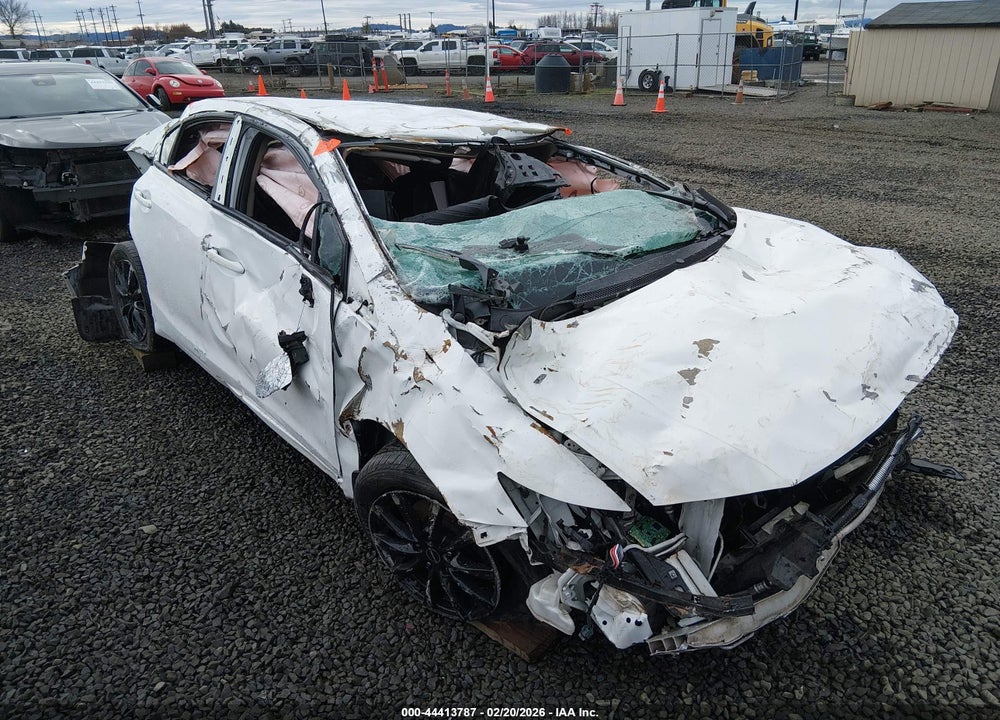 2014 HONDA CIVIC LX VIN: 19XFB2F51EE230535