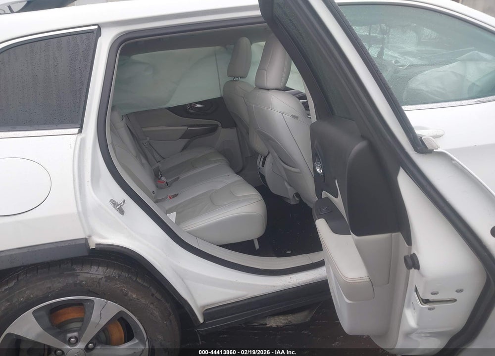 2019 JEEP CHEROKEE LIMITED VIN: 1C4PJMDX1KD140273