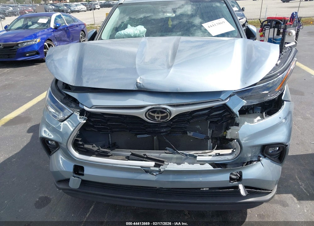 2023 TOYOTA HIGHLANDER XLE VIN: 5TDKDRAH2PS012308