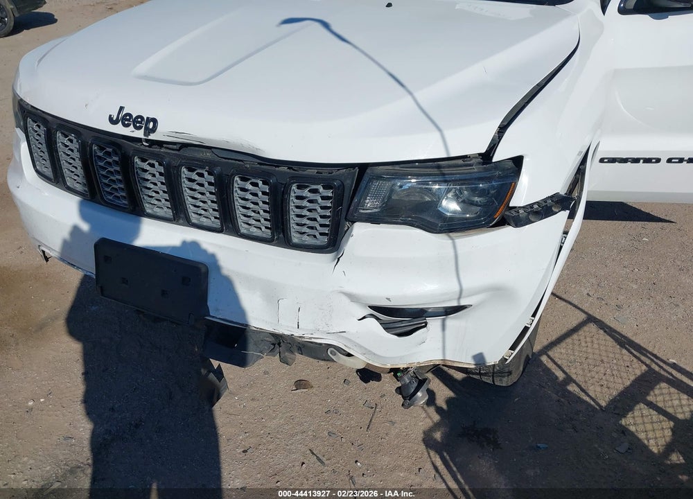 2019 JEEP GRAND CHEROKEE ALTITUDE 4X2 VIN: 1C4RJEAG6KC811185