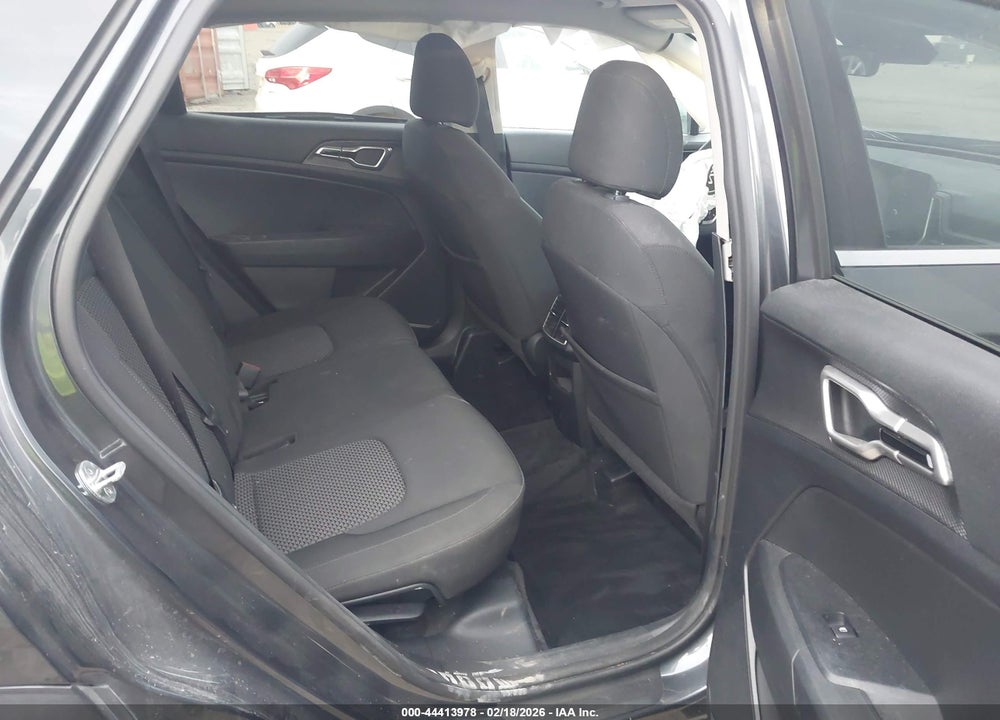 2023 KIA SPORTAGE LX VIN: KNDPUCAF6P7039474