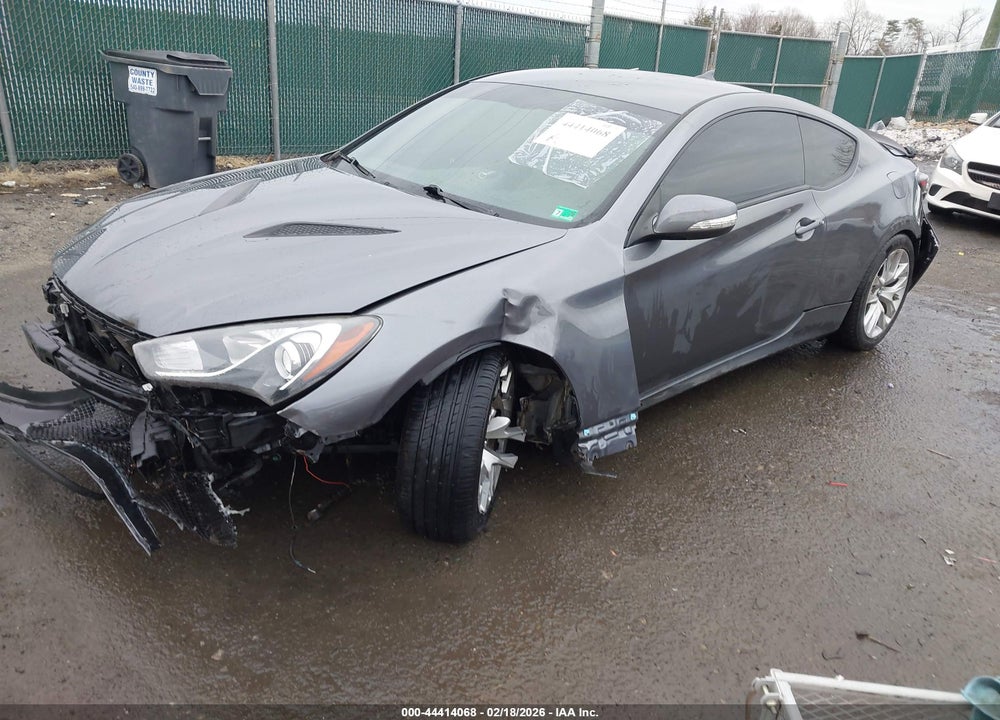 2016 HYUNDAI GENESIS 3.8 BASE VIN: KMHHT6KJ6GU134237