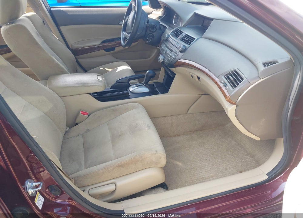 2010 HONDA ACCORD 2.4 EX VIN: 1HGCP2F75AA176242