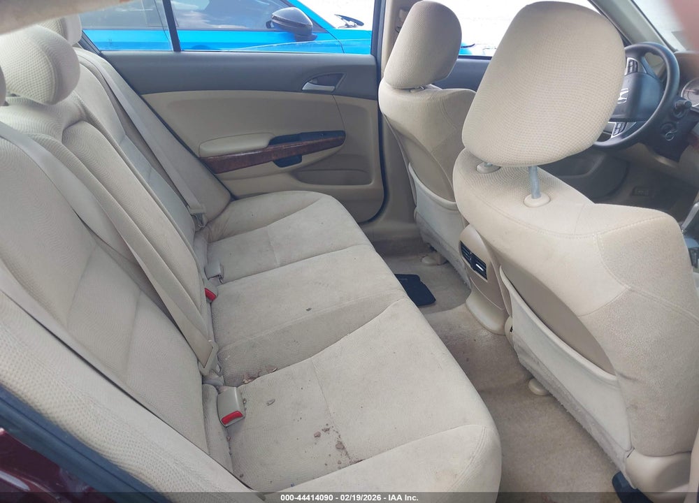 2010 HONDA ACCORD 2.4 EX VIN: 1HGCP2F75AA176242