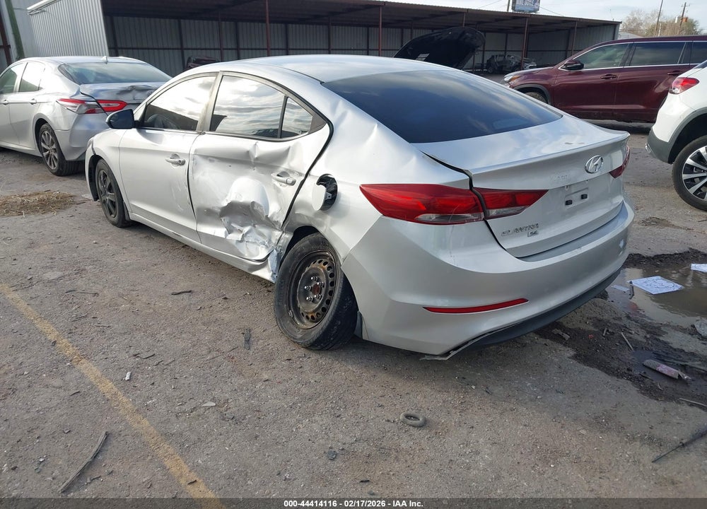 2018 HYUNDAI ELANTRA SE VIN: 5NPD74LF5JH262914