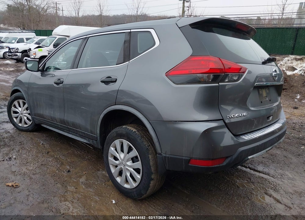2017 NISSAN ROGUE S VIN: JN8AT2MV0HW004561