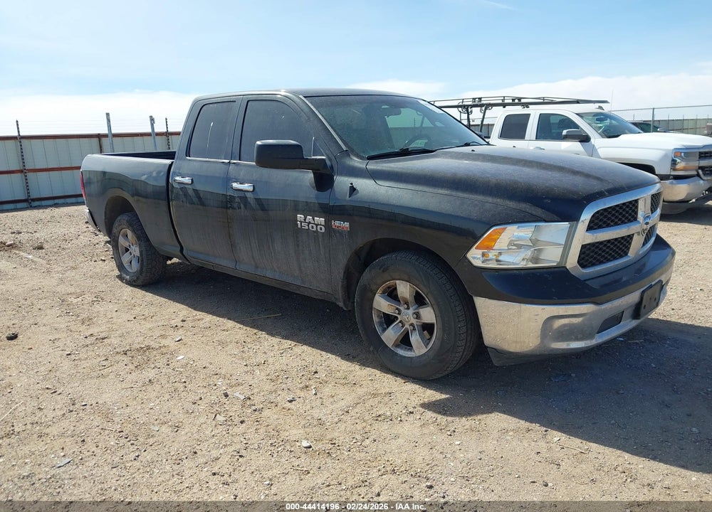2017 RAM 1500 SLT  4X2 6'4 BOX VIN: 1C6RR6GT3HS540417
