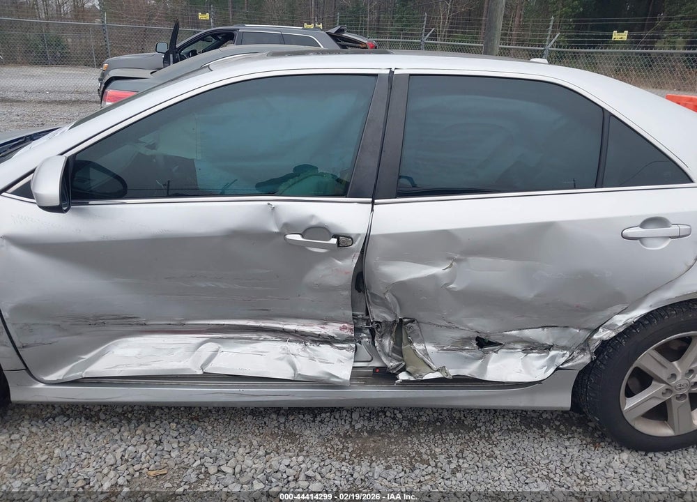 2014 TOYOTA CAMRY SE VIN: 4T1BF1FK0EU736731