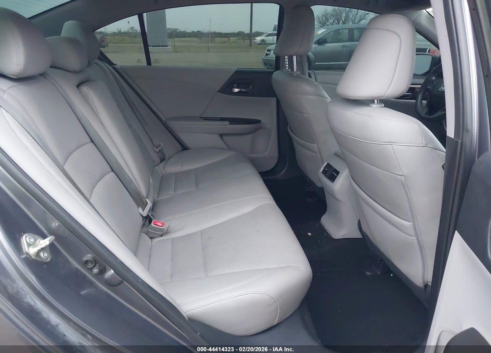 2017 HONDA ACCORD EX-L VIN: 1HGCR2F9XHA244833