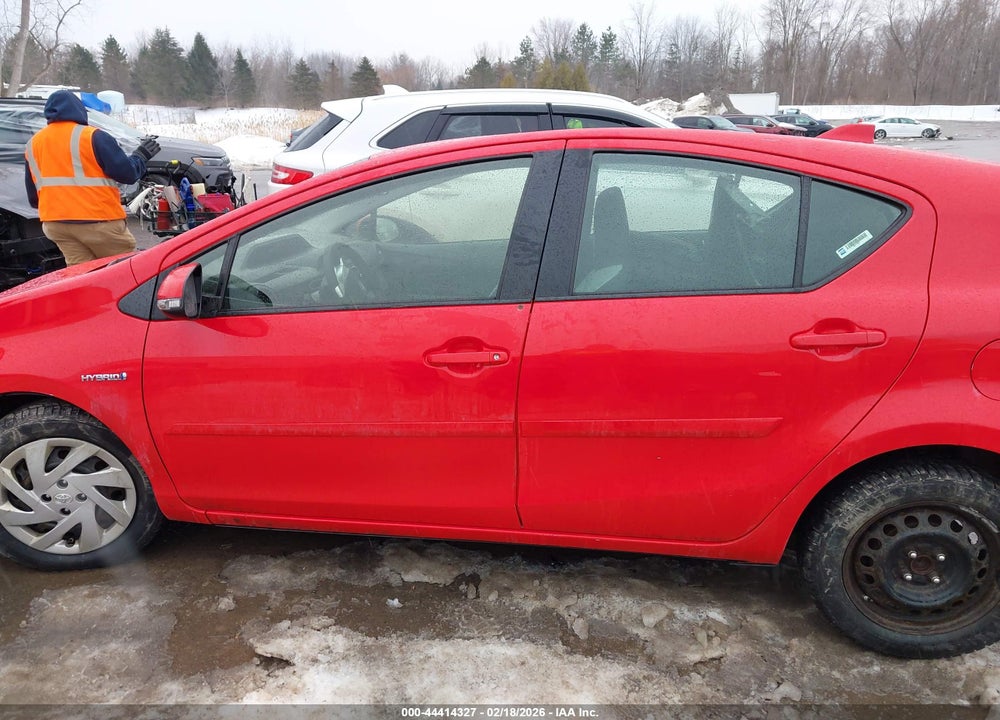 2015 TOYOTA PRIUS C ONE VIN: JTDKDTB37F1096475