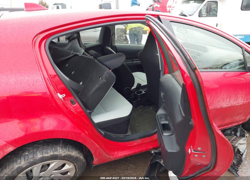 2015 TOYOTA PRIUS C ONE VIN: JTDKDTB37F1096475