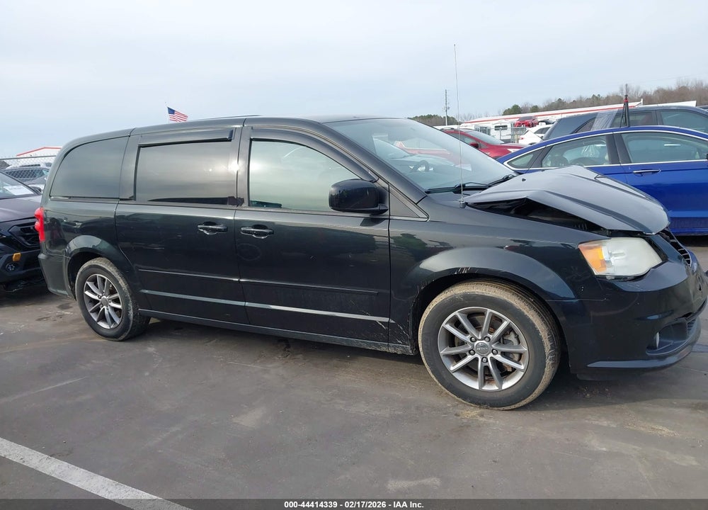 2013 DODGE GRAND CARAVAN R/T VIN: 2C4RDGEG5DR795844