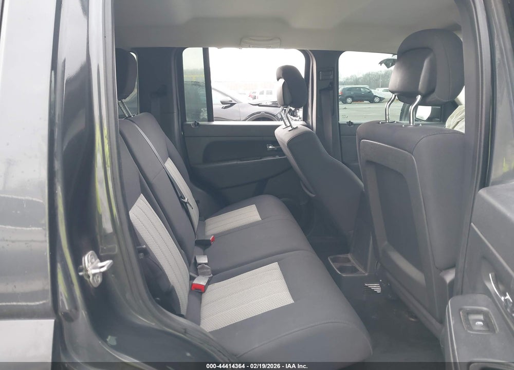 2010 JEEP LIBERTY SPORT VIN: 1J4PN2GK2AW155970