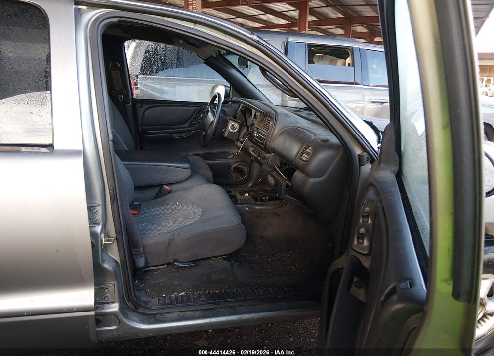 2000 DODGE DURANGO VIN: 1B4HR28Y7YF281234