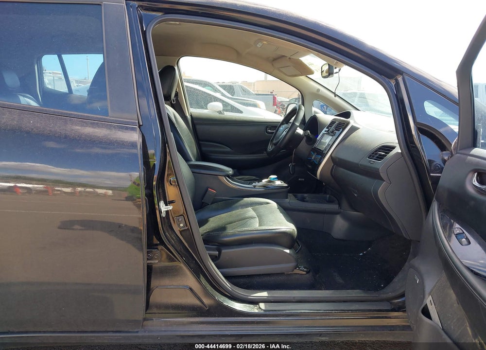 2014 NISSAN LEAF SL VIN: 1N4AZ0CP8EC334193