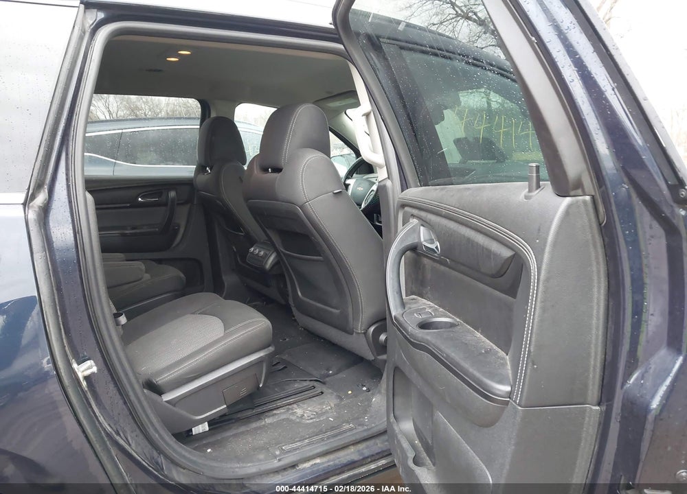 2015 CHEVROLET TRAVERSE 1LT VIN: 1GNKRGKD2FJ381044