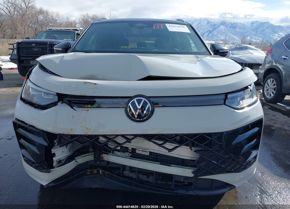 2025 VOLKSWAGEN TIGUAN 2.0T SE R-LINE BLACK VIN: 3VVGR7RM8SM007346
