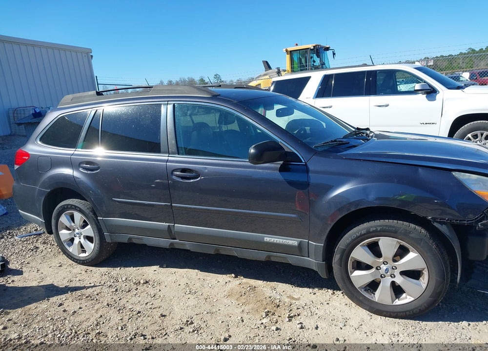 2011 SUBARU OUTBACK 2.5I LIMITED VIN: 4S4BRCLC2B3431572