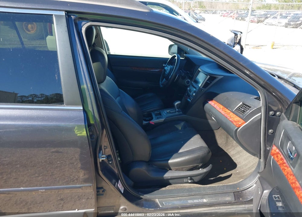 2011 SUBARU OUTBACK 2.5I LIMITED VIN: 4S4BRCLC2B3431572
