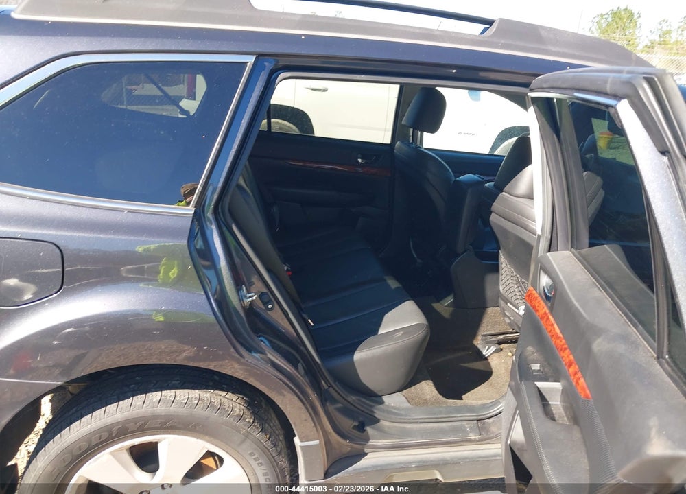 2011 SUBARU OUTBACK 2.5I LIMITED VIN: 4S4BRCLC2B3431572