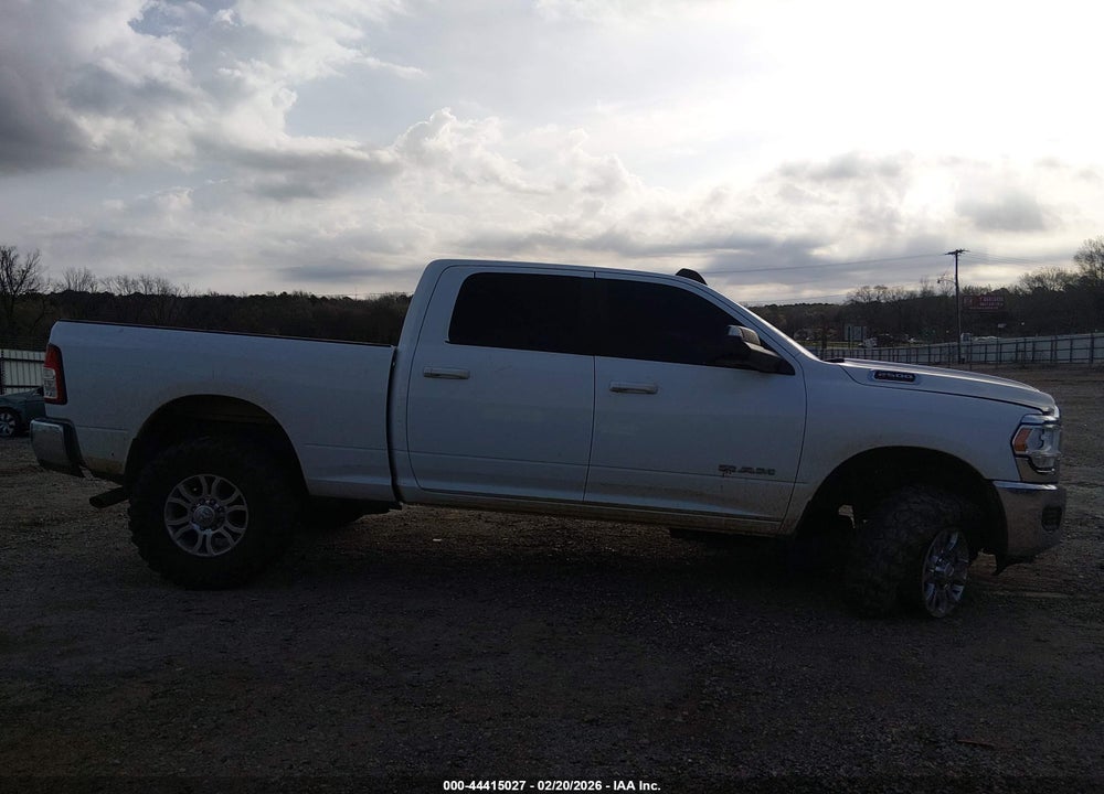 2021 RAM 2500 BIG HORN  4X4 6'4 BOX VIN: 3C6UR5DJXMG552525